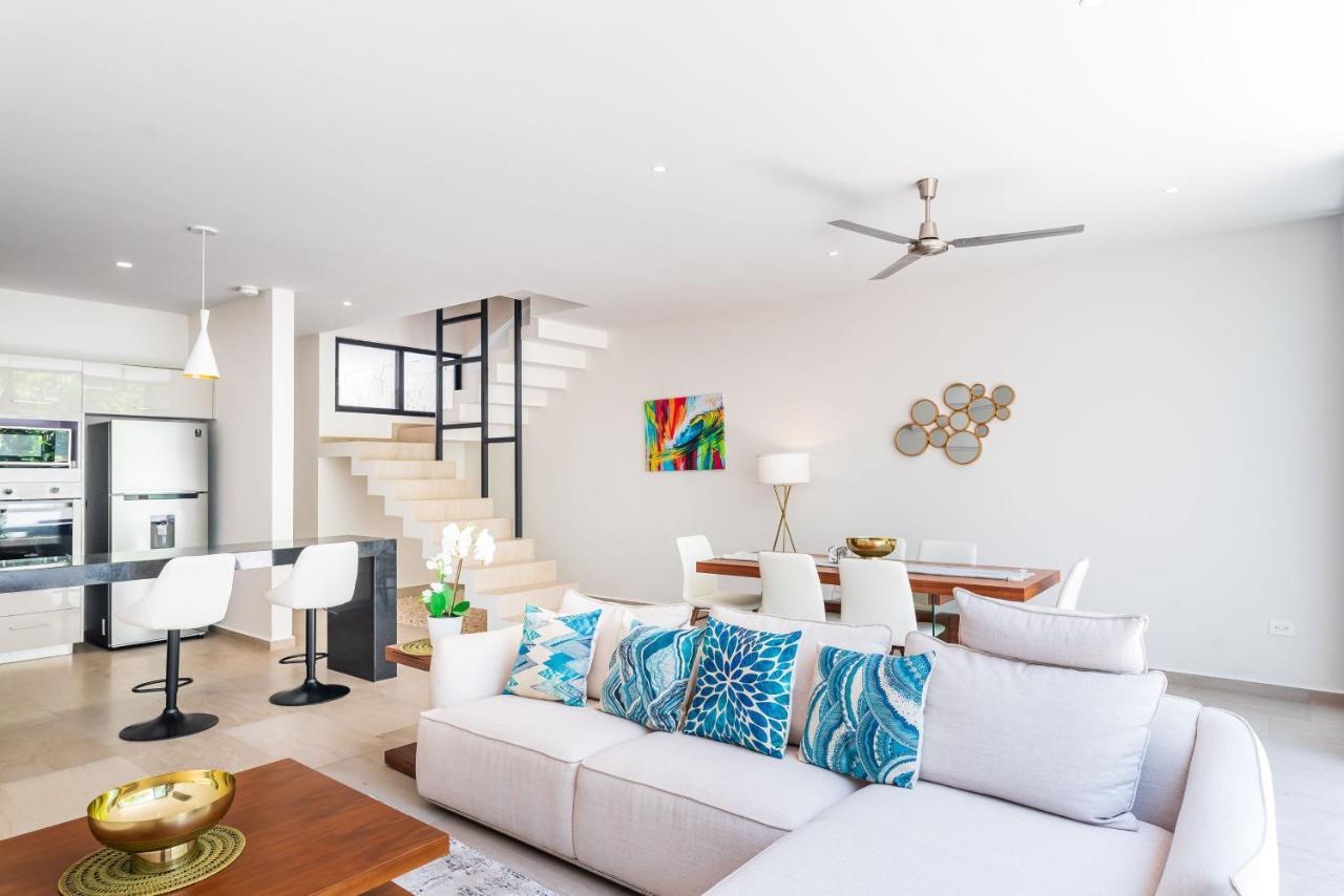 Entire House- 3Br With Private Roof Top Deck Playa del Carmen Exterior photo